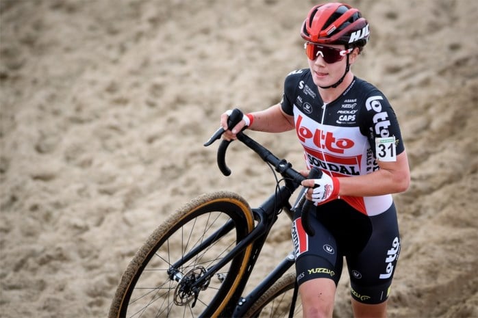 Lotte Kopecky heeft de smaak te pakken en start ook in ...