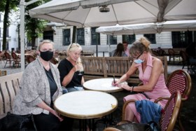 Auditeur Raad van State oordeelt: “Sluiting horeca onwettig, maar hoger belang primeert”