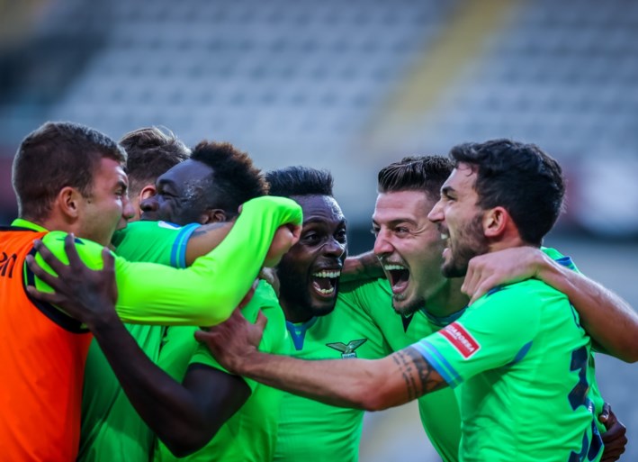 Cristiano Ronaldo trapt coronazorgen van zich af en scoort meteen twee keer bij terugkeer, Lazio boekt spectaculaire zege