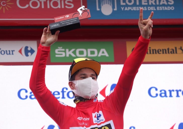 Roglic deelt mentaal tikje uit voor allesbeslissende bergrit, Carapaz moet nu alles of niets spelen om Vuelta nog te winnen