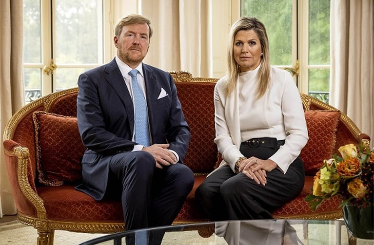 ROYALS. Prins William ligt onder vuur en de Queen gaat weer in quarantaine