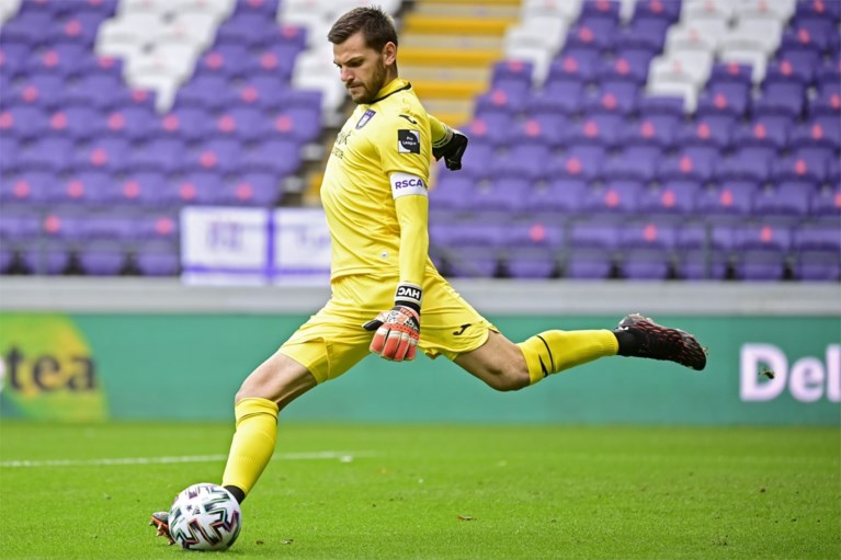 Anderlecht beloont sterkhouder Hendrik Van Crombrugge met langer contract en forse loonsverhoging