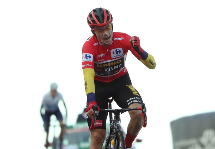REACTIES. Richard Carapaz legt zich neer bij tweede plaats, Primoz Roglic: “Ik heb nooit gepanikeerd”
