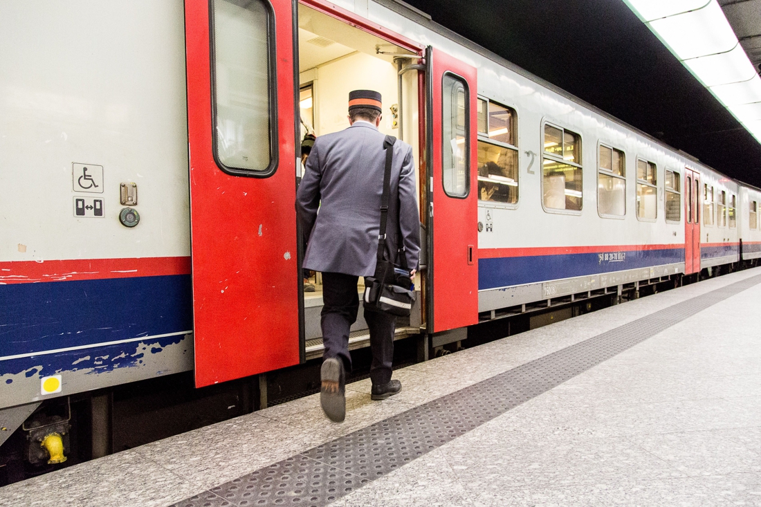 No train traffic between Kortrijk and Lichtervelde (Inland)