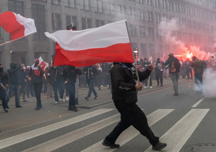 Duizenden nationalistische betogers raken slaags met politie in Polen