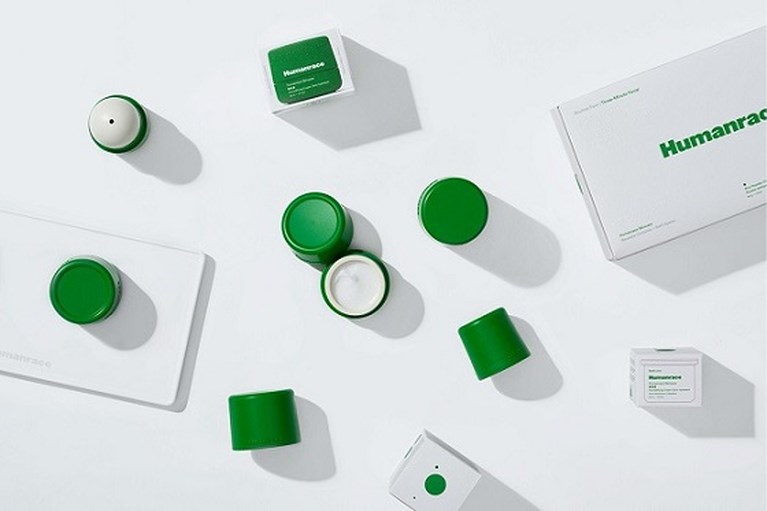 Pharrell Williams waagt zich aan cosmetica met nieuw merk Humanrace