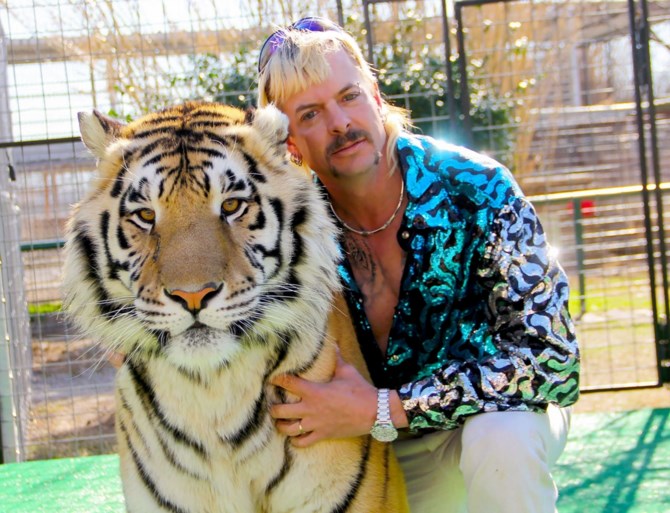 Tiger King-ster aangeklaagd voor dierenmishandeling