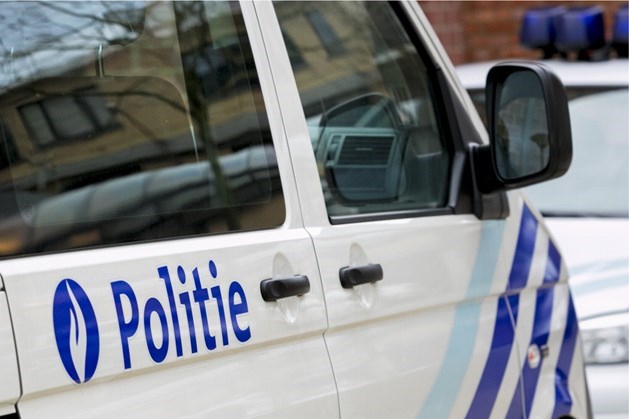 Police officer in Brussels beaten up again by man di … (Brussels)