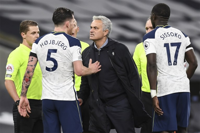 Kevin De Bruyne en Manchester City gaan nu ook onderuit tegen efficiënt Tottenham, dat Alderweireld geblesseerd ziet uitvallen