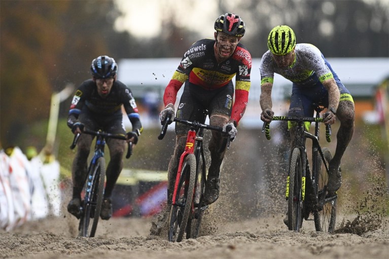 Michael Vanthourenhout is de beste in Superprestige van Merksplas en wint zo eerste klassementscross in zijn carrière