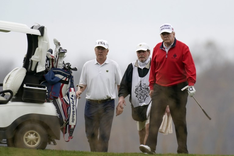 Trump verlaat G20 voortijdig en gaat golfen