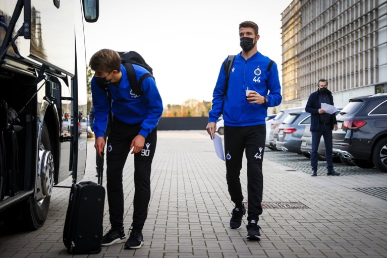 Club Brugge de bus opgestapt richting Dortmund