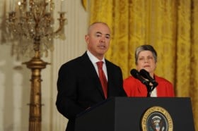 Een “klimaat-tsaar”, een voormalige vluchteling en een pak ervaren rotten: team rond Joe Biden krijgt vorm