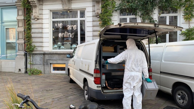 Postbode vindt levenloos lichaam van vrouw (32) in het centrum van Gent