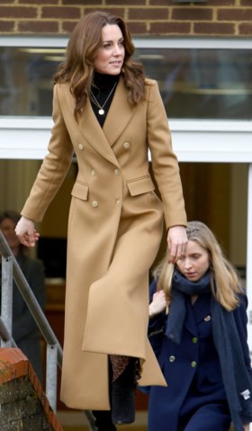 Kate Middleton draagt truitje van Massimo Dutti