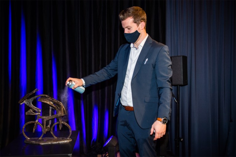 FLANDRIEN 2020. Wout van Aert wint tweede Flandrien op rij, Lotte Kopecky voor het eerst Flandrienne