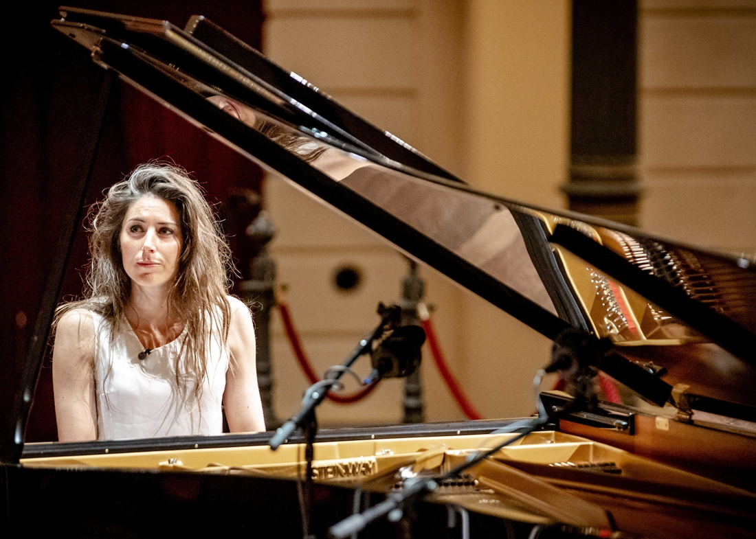 Iris Hond, the pianist with whom Marco Borsato had an affair …