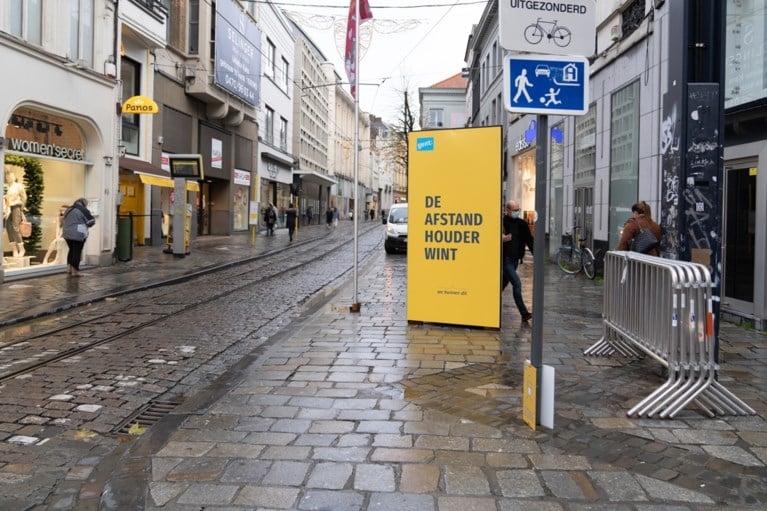 Er zijn nog zekerheden: de winkels zijn weer open en daar is de wachtrij aan de Primark