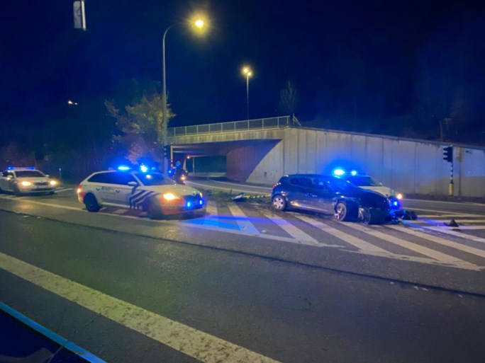 Bestuurder vlucht weg voor alcoholcontrole: achtervolging met snelheden tot 200 km/u eindigt met crash in Wilrijk