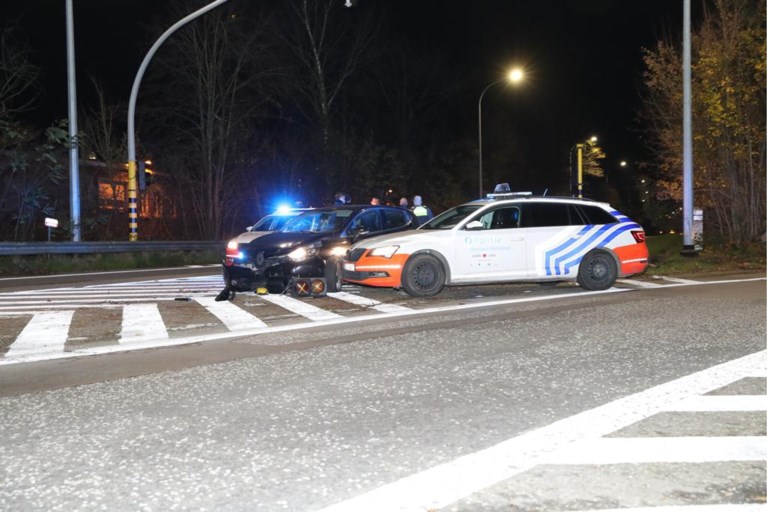 Bestuurder vlucht weg voor alcoholcontrole: achtervolging met snelheden tot 200 km/u eindigt met crash in Wilrijk