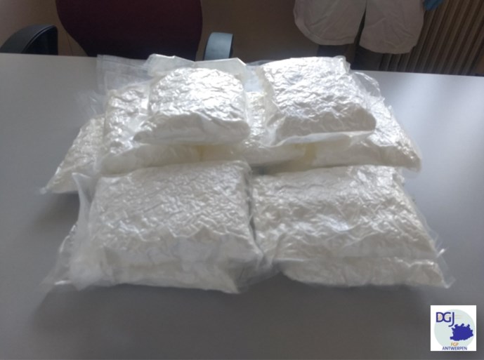 Bende Albanese smokkelaars opgerold, 40 kilo cocaïne en 200.000 euro in beslag genomen