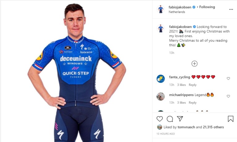 Zo vieren topsporters kerst: in kerstpyjama bij de boom, muziek maken onder de lichtjes en de kerstwens van Peter Sagan