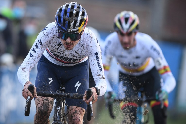REACTIES. Mathieu van der Poel kent een “leuke middag”, Tom Pidcock bijt opnieuw in het zand: “Ik ga niet heel mijn carrière voor de tweede plaats rijden”