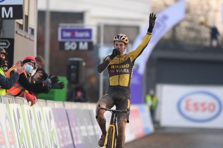 De Perfecte Week Van Kersvers Papa En Kampioen Wout Van Aert Het Nieuwsblad Mobile