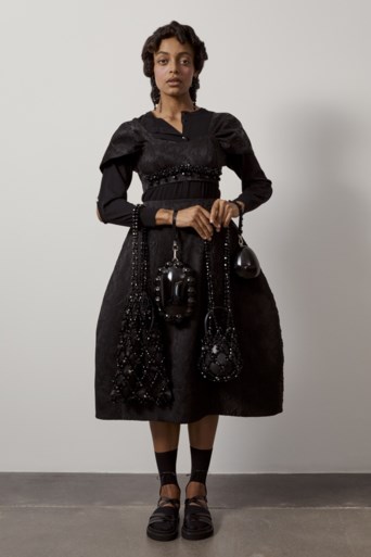 Kate Middleton en Meghan Markle zijn dol op Simone Rocha, de ontwerpster achter de nieuwe designercollectie voor H&M
