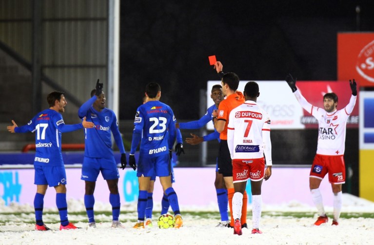 Moeskroen smeert tienkoppig Genk tweede nederlaag op rij aan