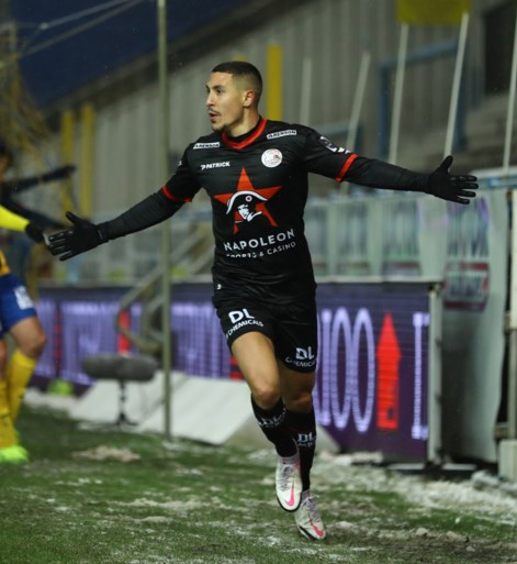 Zulte Waregem pakt twaalf op twaalf, Waasland-Beveren is de nieuwe rode lantaarn na pandoering