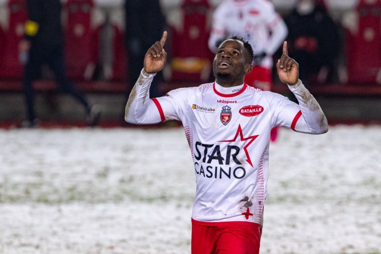 Moeskroen smeert tienkoppig Genk tweede nederlaag op rij aan