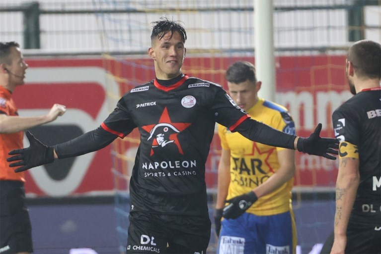 Zulte Waregem pakt twaalf op twaalf, Waasland-Beveren is de nieuwe rode lantaarn na pandoering