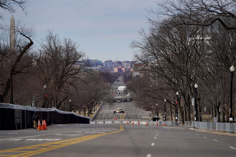 Spanning is te snijden voor inauguratie Biden, FBI waarschuwt voor geweld in alle staten