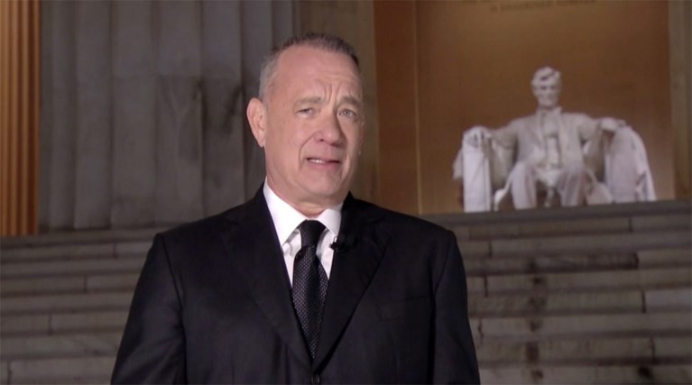 Amerikaanse sterren en oud-presidenten brengen eerbetoon aan president Biden