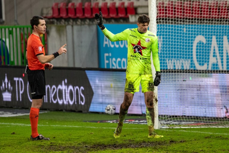 Wat een comeback: OHL buigt dubbele achterstand tegen Zulte Waregem om in zege dankzij penalty (en VAR)