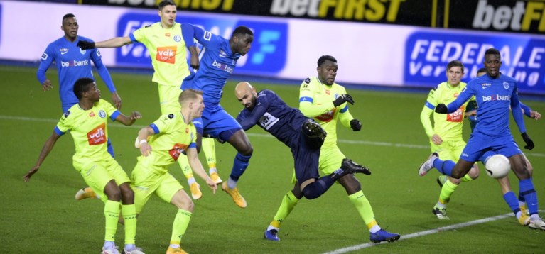 Genk overleeft 80 minuten met tien man tegen AA Gent (en had eigenlijk nog kunnen winnen)