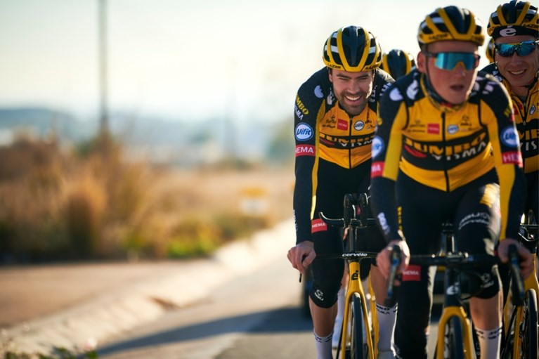 Geen Wout van Aert in de Omloop Het Nieuwsblad, Jumbo-Visma met drie kopmannen naar de Tour de France
