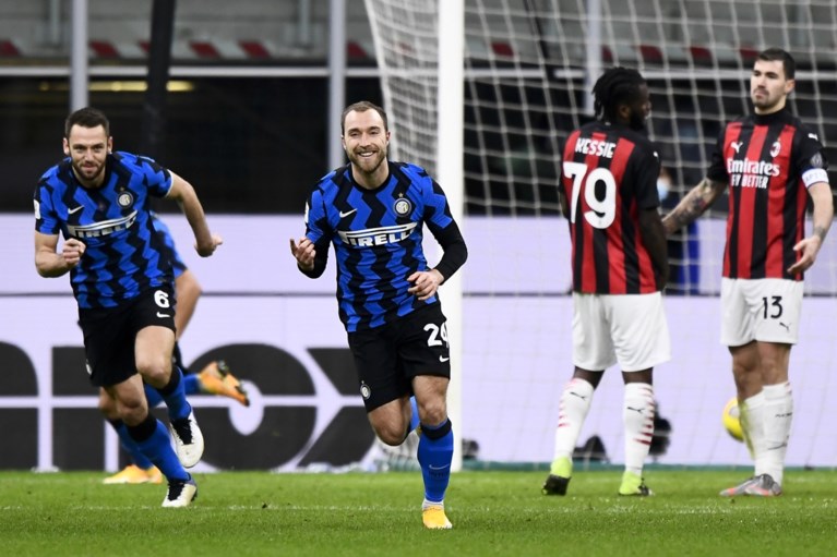 Ooit ploegmaats, nu duidelijk geen vrienden meer: Zlatan Ibrahimovic en Romelu Lukaku maken klinkende ruzie in zinderende stadsderby