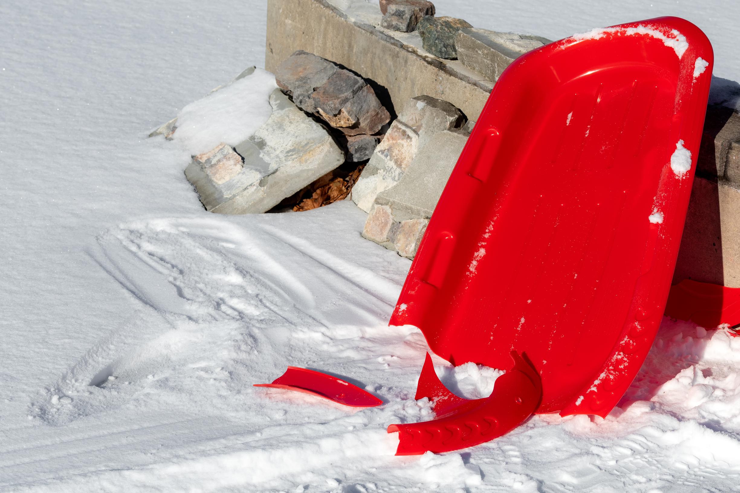 paradijs Ernest Shackleton Allergisch Meisje van 4 overleden na ongeval met rodelslee in Oostenrijk | Het  Nieuwsblad Mobile