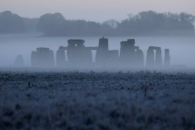 Nieuw onderzoek bevestigt middeleeuwse legende rond megalieten Stonehenge: “Meest opwindende vondst uit mijn carrière”