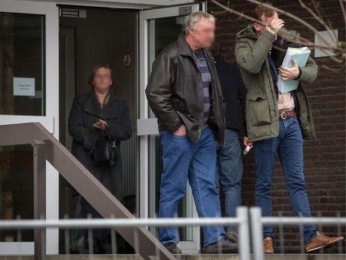 Zestien verdachten weer vrij, maar grote mestverwerker verzegeld na zwendel met biogas: onderzoek moet uitwijzen hoe groot schade voor volksgezondheid en milieu is