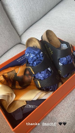 Kylie Jenner heeft de duurste Birkenstocks ooit: gemaakt van nog veel duurdere Birkin-tassen