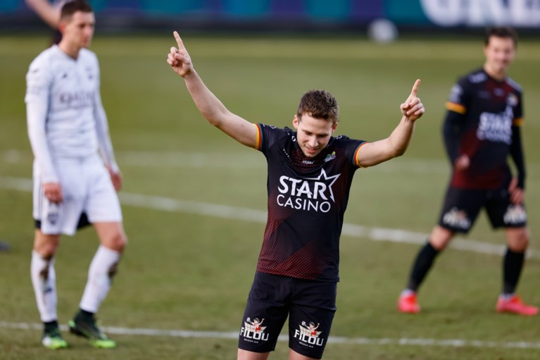 KV Oostende slaat zich voor het hoofd: geen derde plaats na late tegentreffer in Eupen