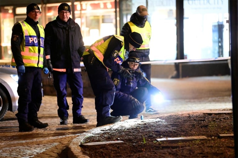 Zweedse politie schiet man neer die zeven mensen neerstak: dader niet meer van terreur verdacht