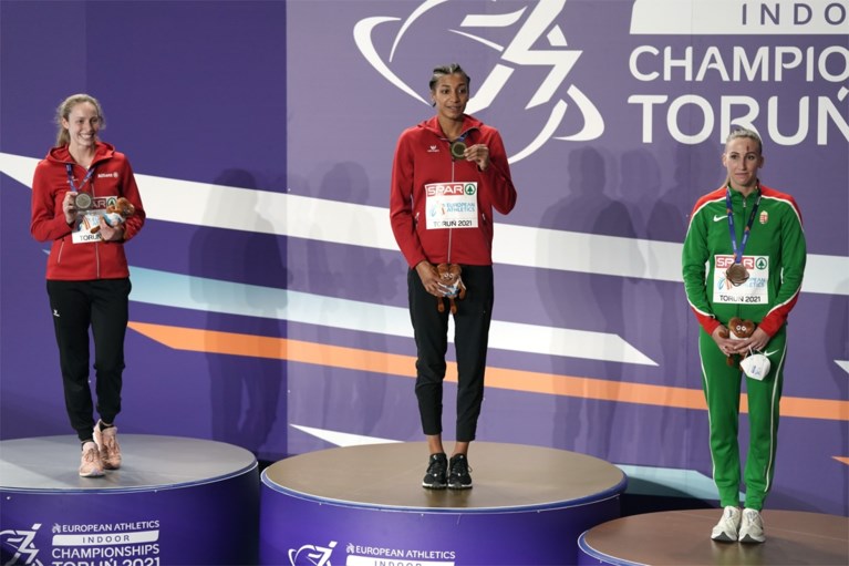 Unieke Belgische dubbelslag op EK atletiek indoor: Nafi Thiam en Noor Vidts pakken goud en zilver op vijfkamp