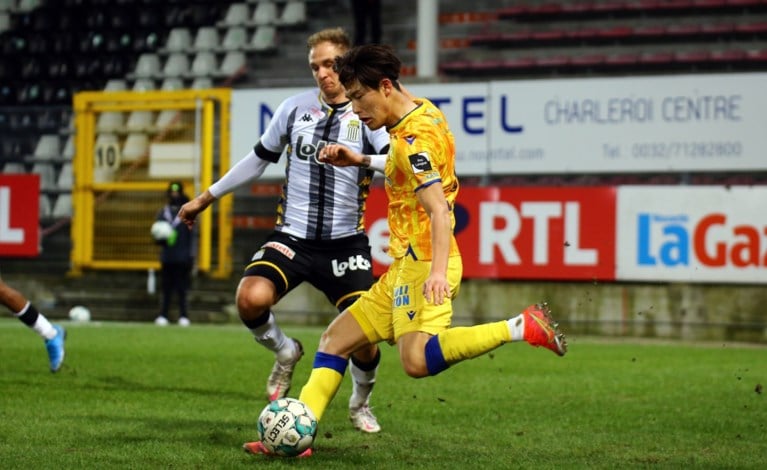 Troosteloos gelijkspel tussen Charleroi en STVV levert geen doelpunten op, Carolo’s mogen play-off 1 vergeten
