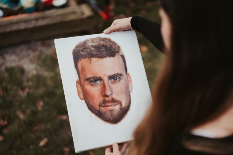 Hij de muziek, zij de hoes: cover van nieuw album Tourist LeMC geschilderd door zijn vrouw