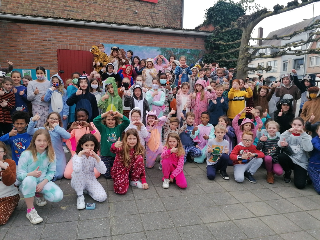 Iedereen in 'droompyjama' naar school (Herzele) - Het Nieuwsblad