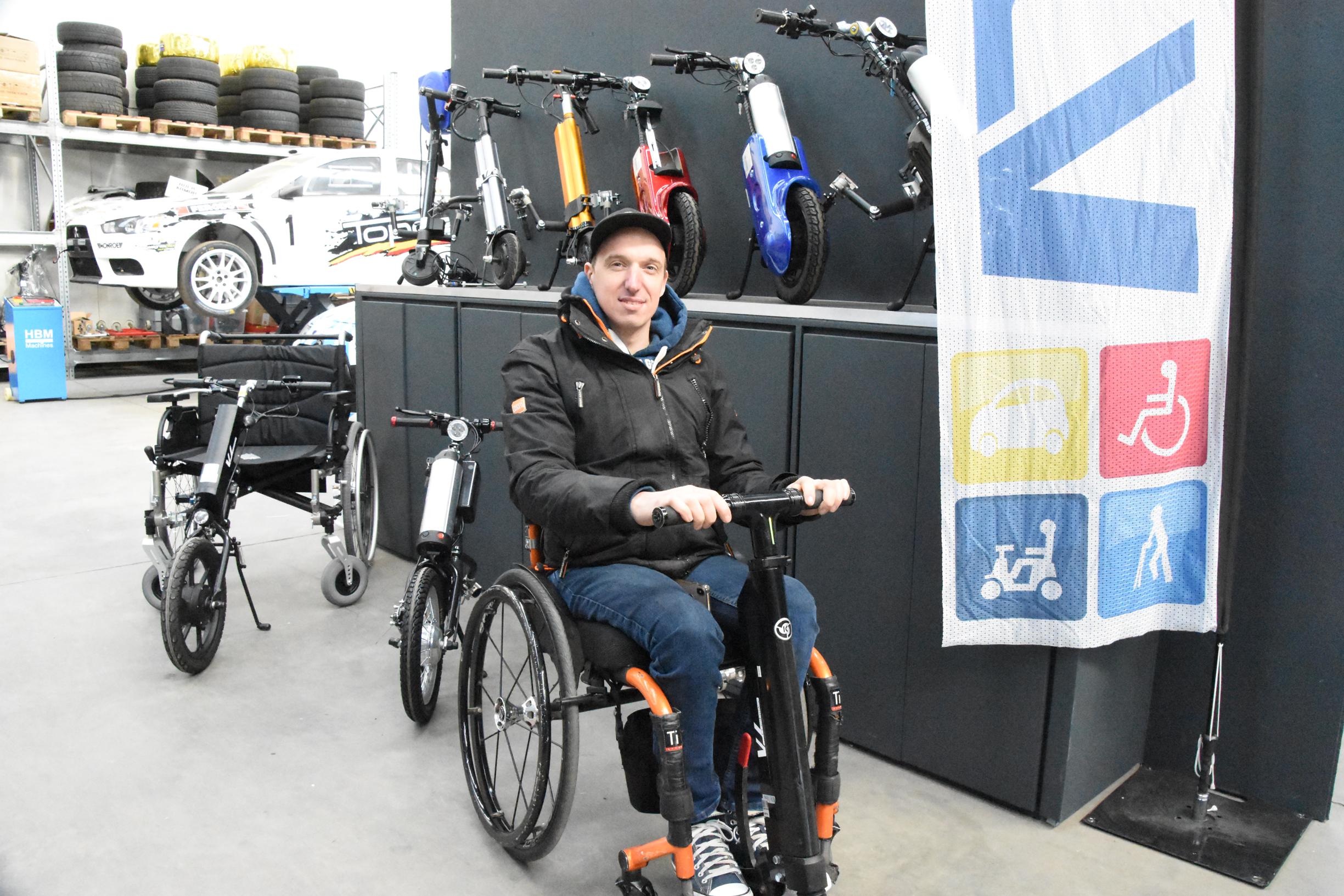 Onafhankelijkheid Tactiel gevoel Walter Cunningham Jimmy (34) zette een elektrische step voor een rolstoel, sindsdien kan hij  de vraag nauwelijks volgen: Ook mensen in een rolstoel willen terug naar  buiten” (Halle) | Het Nieuwsblad Mobile